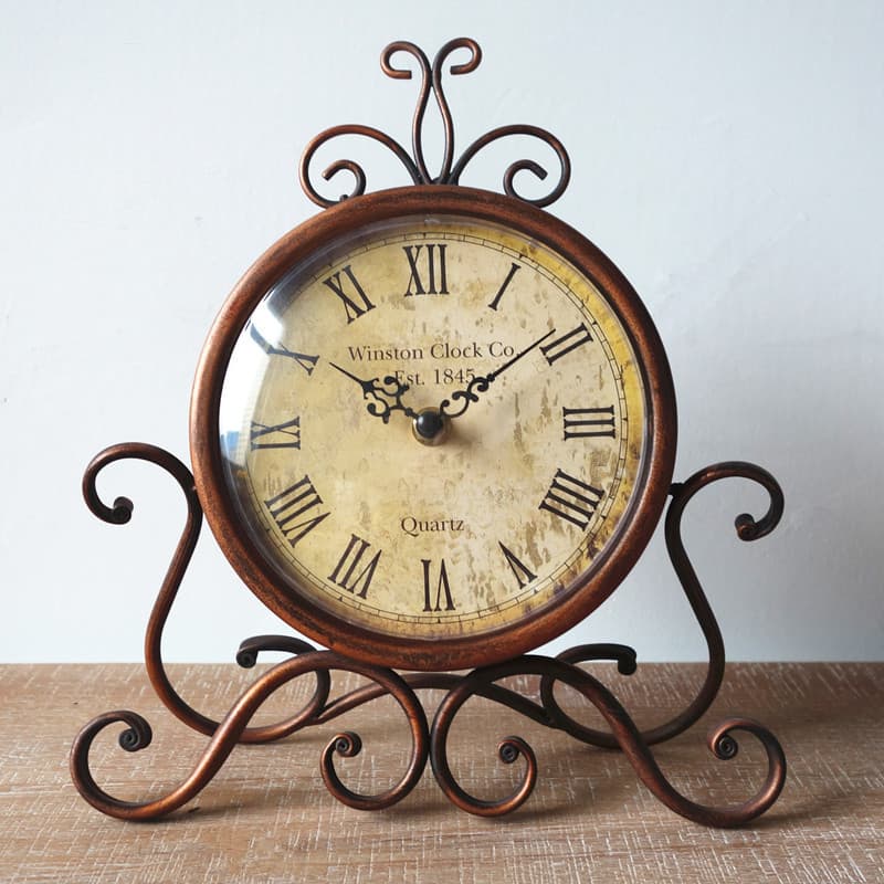 Amazon's top pick: European-style wrought iron silent creative table clock, retro style, living room decorative clock, dropshipping available.