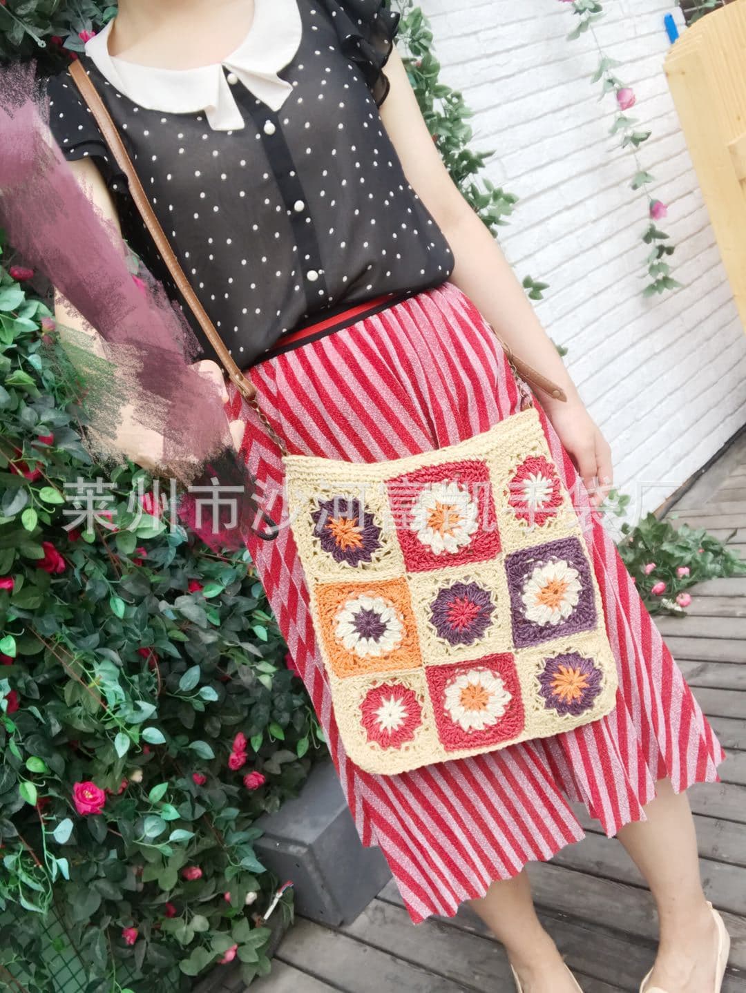 Bohemian Crochet Bag Floral Patch Crossbody Bag Fashion Casual Vacation Bag Rustic Chic Bag