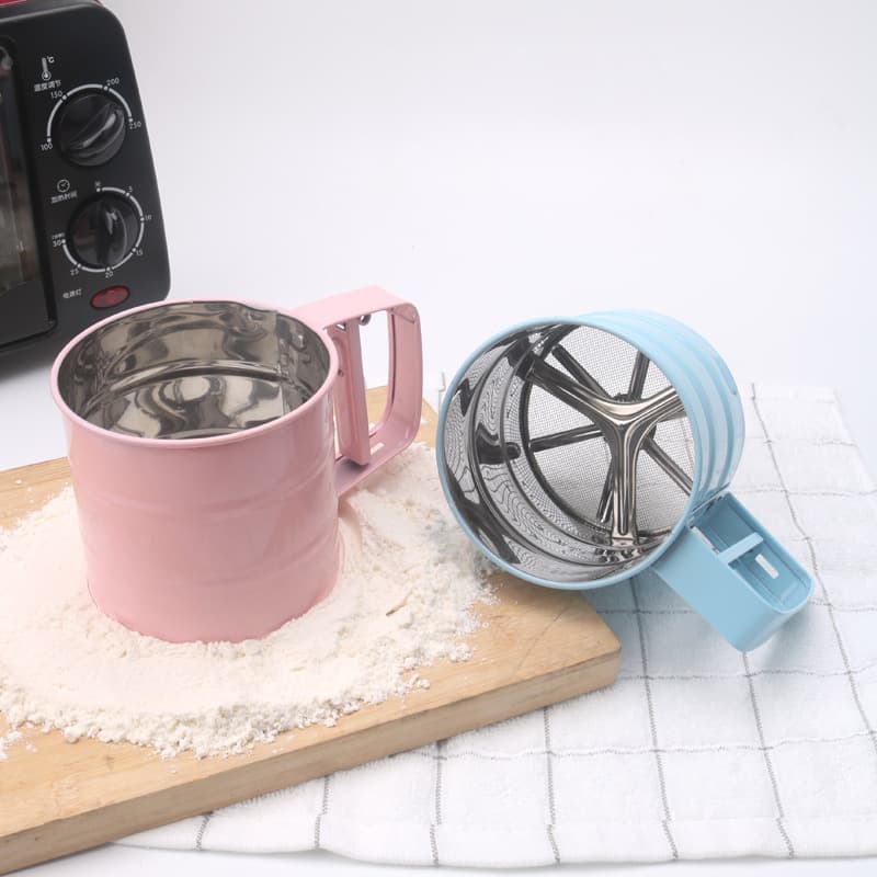 Manufacturer Wholesale, Stainless Steel Handheld Flour Sieve, Baking Tool, Non-Stick Powder Sieve, Cup-Type Semi-Automatic Powder Sieve