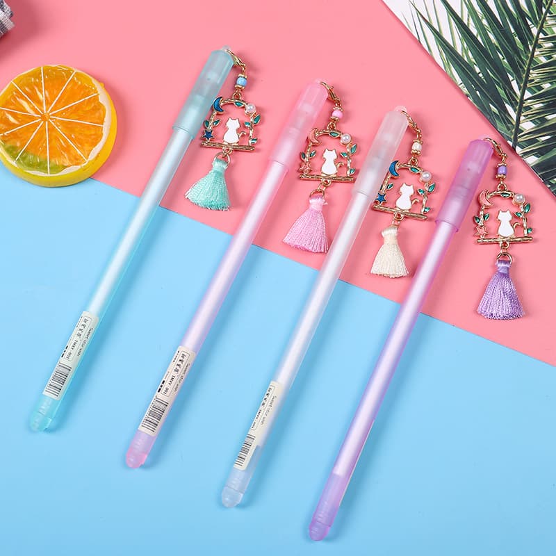Adorable Cat Tassel Pendant Neutral Pen Student Black Ink Pen Cute Cartoon Watch Cat Core Drop Pendant for Girls Sweet Star Wish