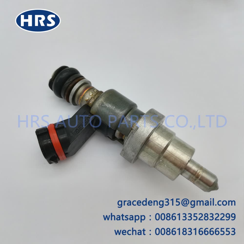 23250-28030 suitable for Toyota RAV4 AVENSIS 1AZ engine nozzle oil pump, nozzle