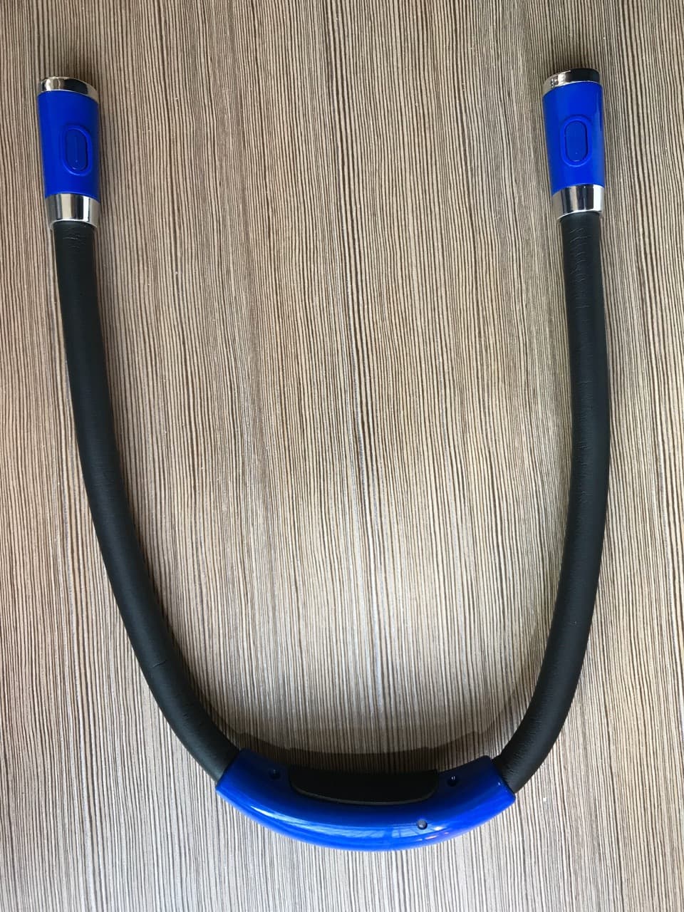 Rechargeable hug lamp, neckband soft tube book lamp, outdoor night running and cycling lighting.