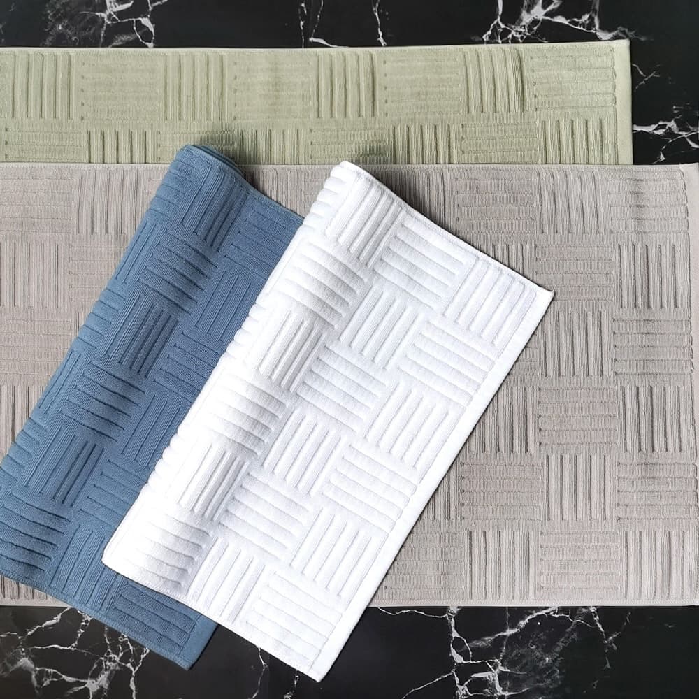 Factory wholesale new hotel thread jacquard thickened bath towels, wholesale bathroom mats with logo option