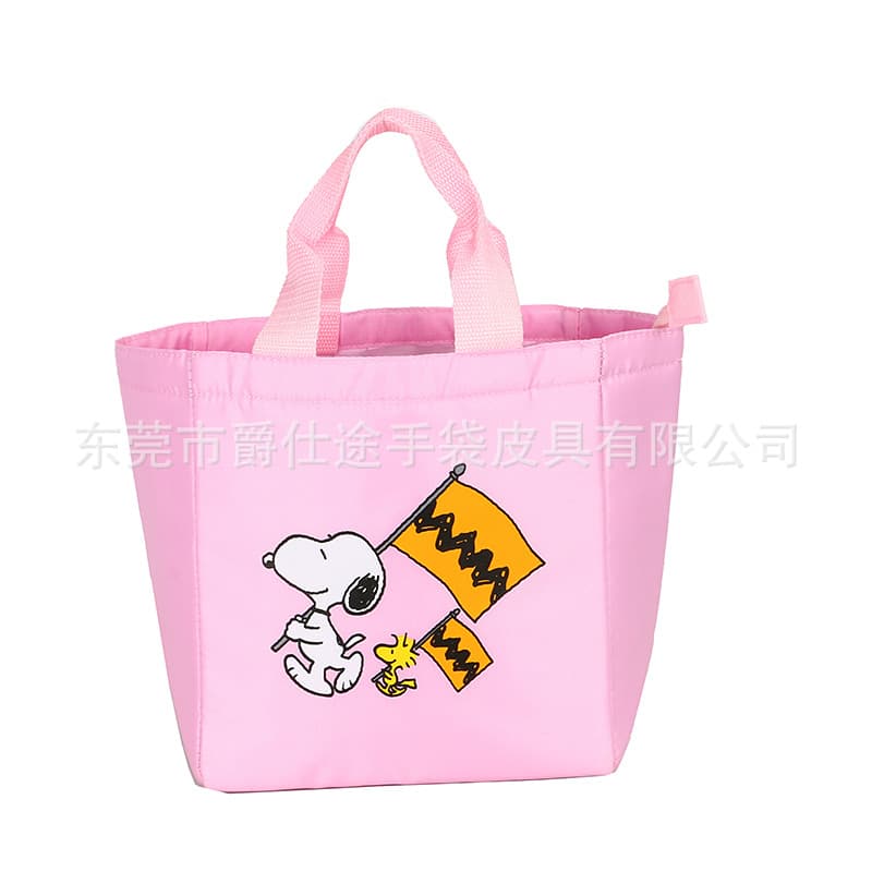 Japanese and Korean style Snoopy cartoon insulated bag, eco-friendly and waterproof lunch bag, pink tote picnic bag.