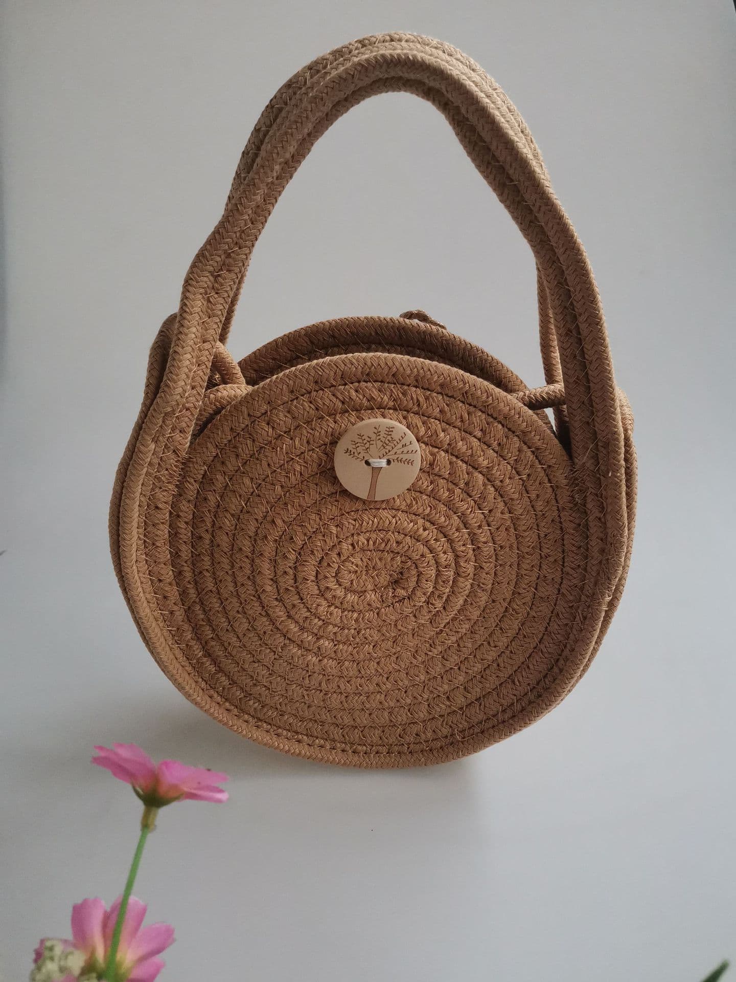 2020 Summer New Style Cotton Rope Wooden Button Small Round Bag, Shoulder Bag/Handbag, Straw Woven Bag, Curved Needle Bag, Casual
