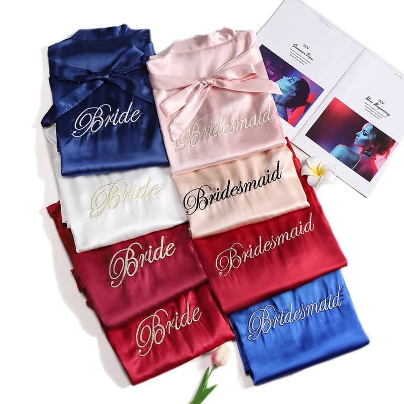 Bride Silk Robe for Wedding Morning, Bridesmaid Party, Customized Birthday, Sleepwear, Red Bathrobe