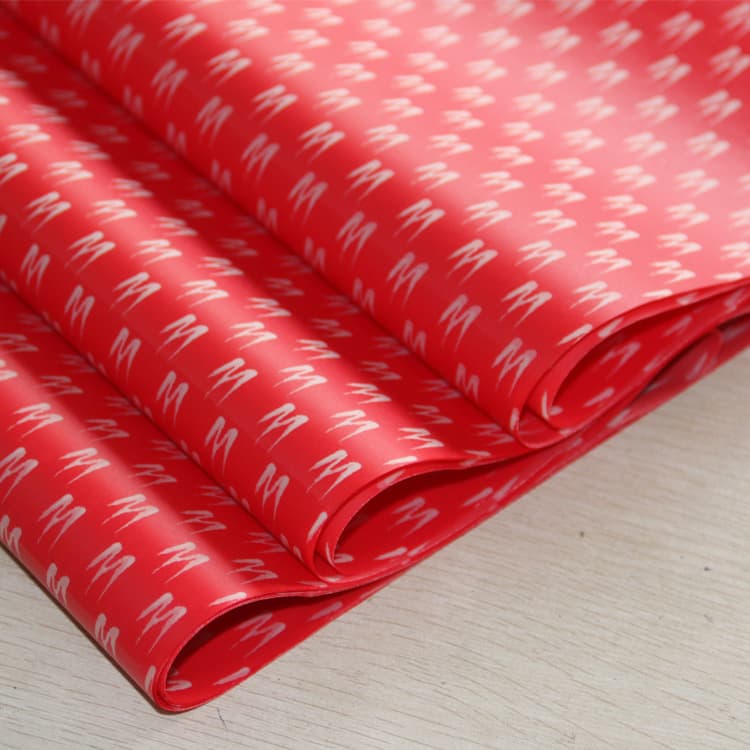 Manufacturer custom-prints 65g greaseproof paper for boxes and other boxes, providing semi-transparent moisture-proof lining.