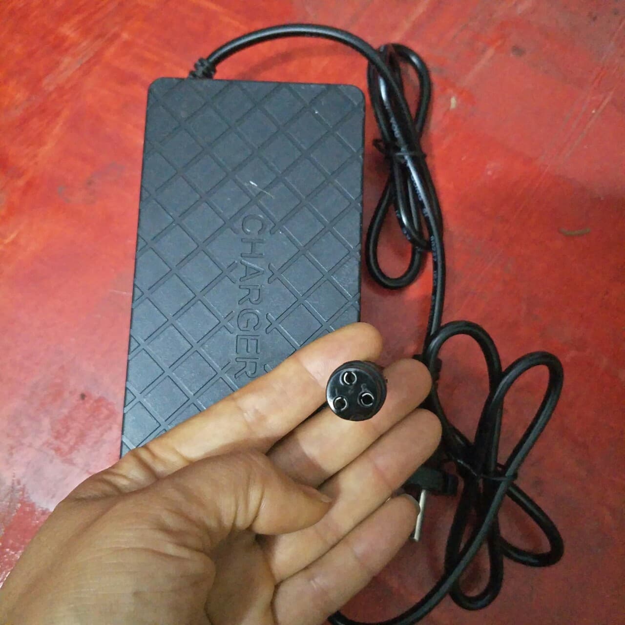 24V or 36V 12A Battery Charger with Aviation Plug for Mini Electric Scooter, Small Runabout, and Four-Wheel ATV