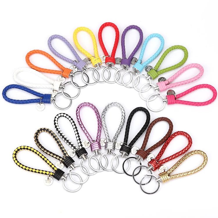 Cross-border hot selling handmade colorful braided leather rope car keychain key ring waist pendant key chain creative gift