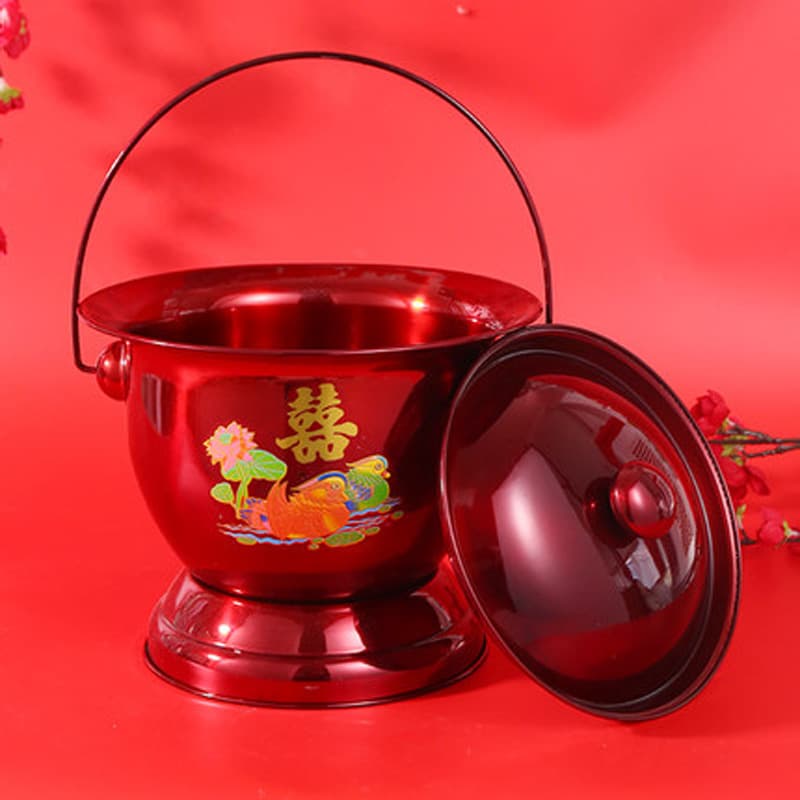 Stainless Steel Printed Wedding Spittoon Bride's Dowry Descendant Bucket Red High-legged Iron Enamel with Lid Happiness Chamber Pot Urinal