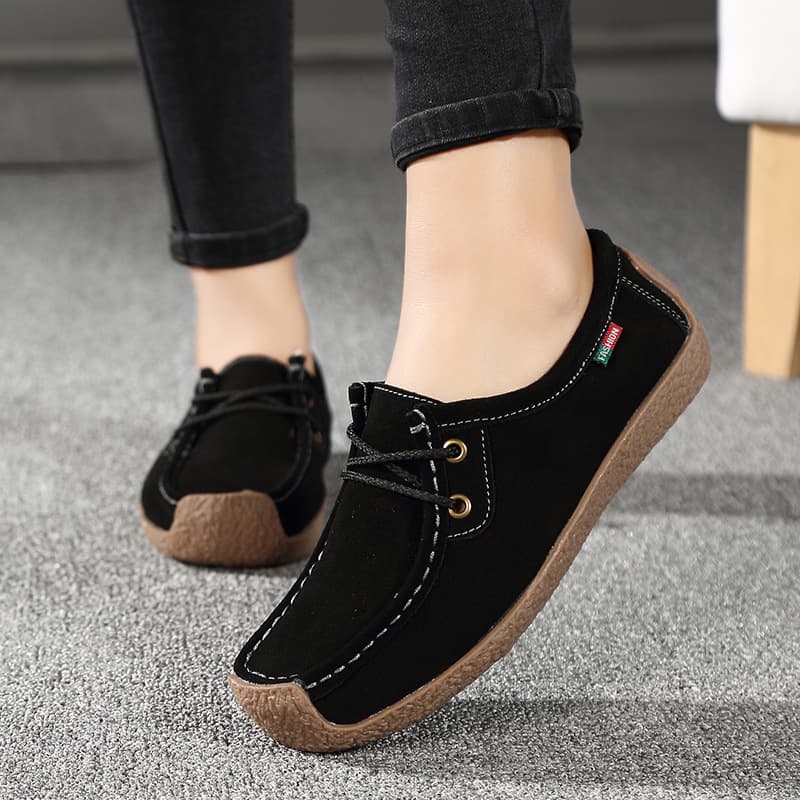 Women's European and American style plus size single shoes, soft leather soft sole loafers, casual flat snail shoes, comfortable slip-on mom shoes