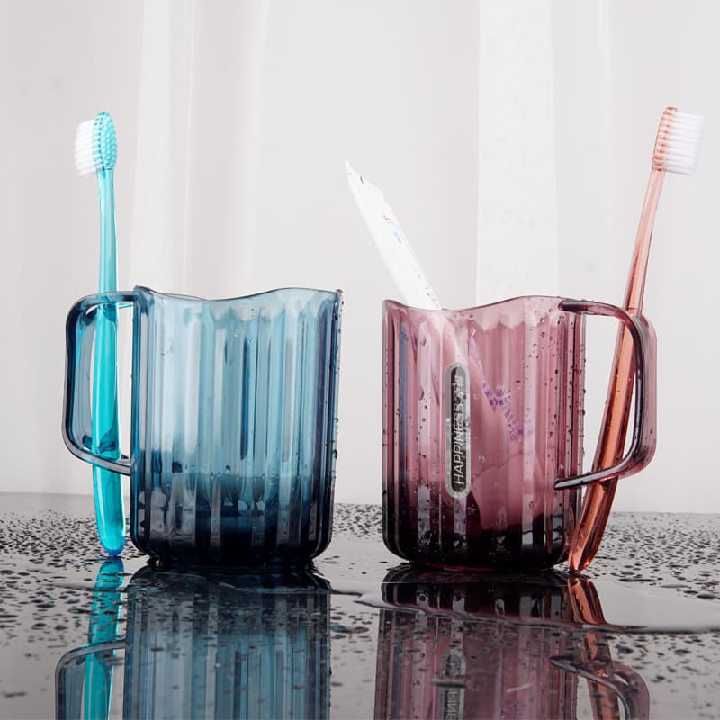 Curved Toothbrush Cup Creative Mouthwash Cup Home Toothbrush Cup Couple Washing Cup Plastic Transparent with Handle