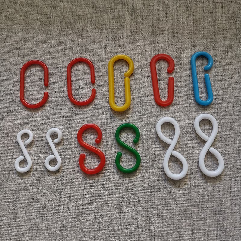 Supply of S-shaped plastic hooks, multi-functional supermarket PP hooks