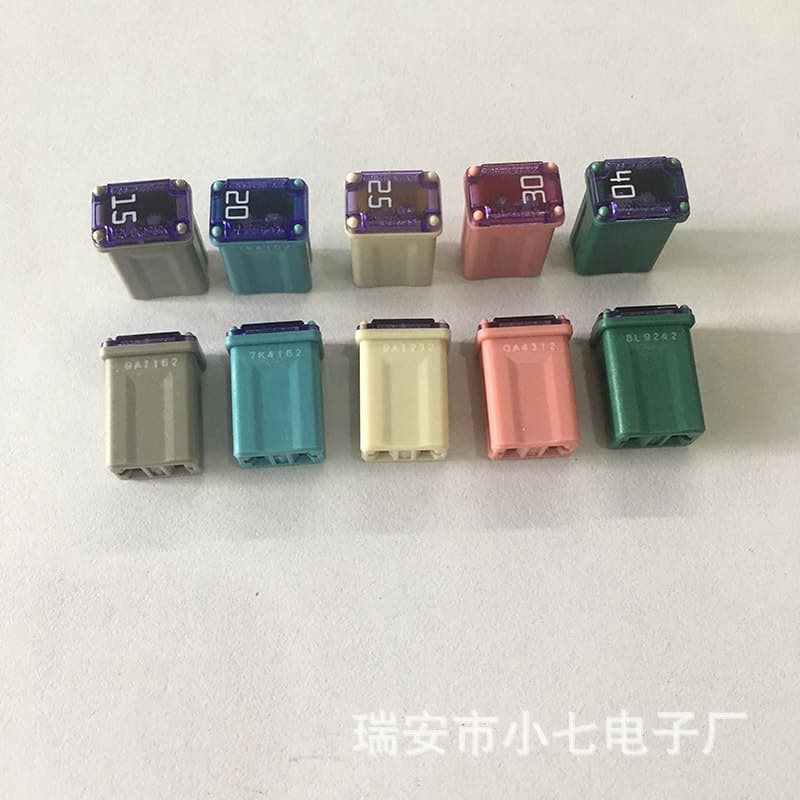 New Focus, Mondeo, Edge Fuse Mini Square Fuse, Mini M-Type Square Fuse Blade