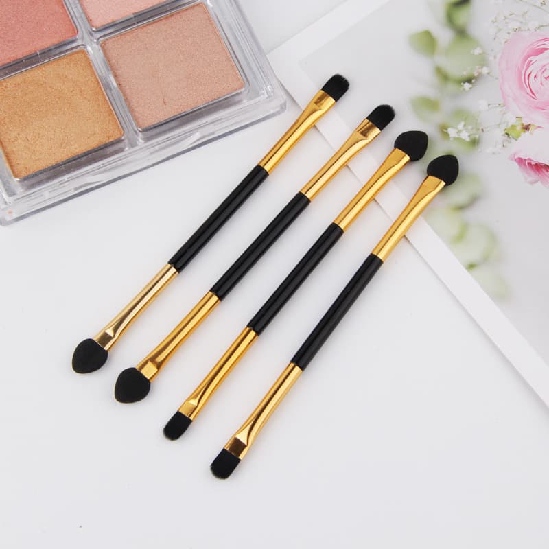 Eyeshadow Brush Single Double-Ended Makeup Brush Sponge Tip Portable One-Piece Eye Blending Makeup Tool for Beginners