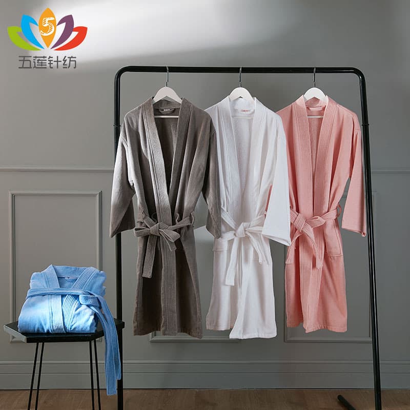 Five-Star Hotel All-Cotton Bathrobes, Beauty Salon Cut-Pile Robes, Pure Cotton Absorbent Thickened Sleepwear with Custom Embroidery Logo