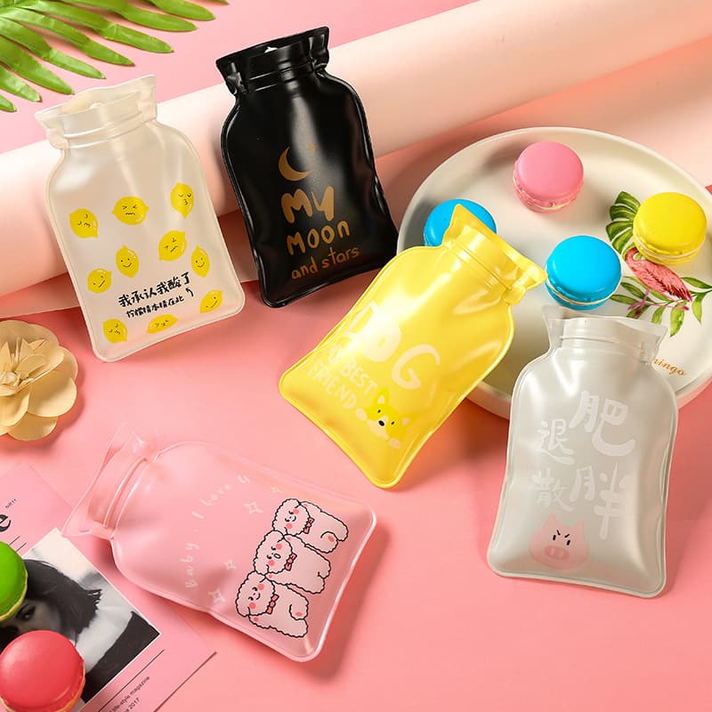Small cartoon printed hot water bag, mini fillable hand warmer, winter heat pack insulated bag explosion-proof hand warmer