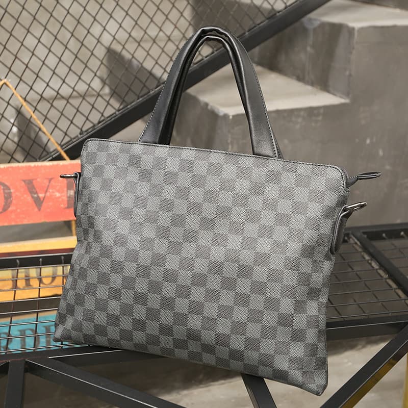 Men's Handbag Briefcase Laptop Bag Light Business Travel Shoulder Bag Crossbody Bag Black Plaid Leather Men's Bag