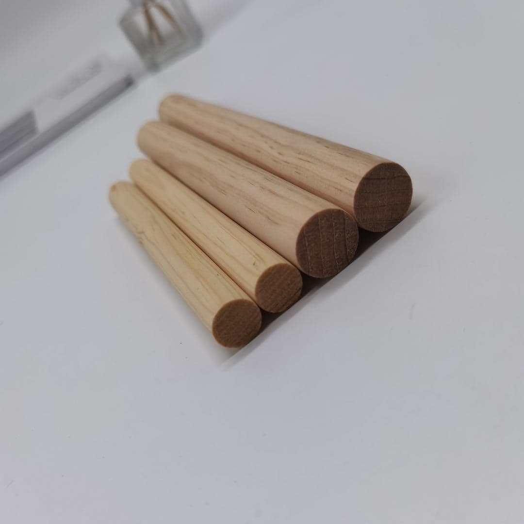 Cross-border Amazon Rubberwood Round Stick Martial Arts Stick Yoga Stick Round Wooden Rod Solid Wood Stick