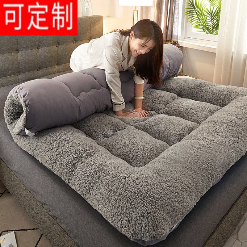 Lamb Fleece Mattress Thickened Warm Soft Pad for Student Dorms, Single or Double 1.8m, Foldable Soft Bed Underpad