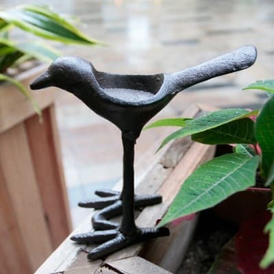 Creative metal cast iron candle holder, retro nostalgic birthday gift, iron candle holder, bird high foot candle holder