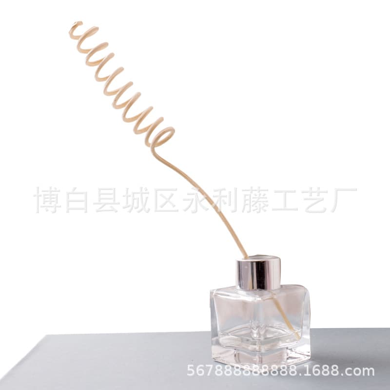 Factory direct sales of various specifications of rattan branches, rattan core, rattan pieces, rattan bowls, rattan mats, rattan cakes and takraw balls, rattan products