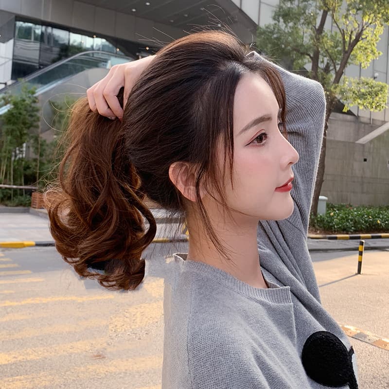Short Ponytail Hair Clip for Women, Big Wave Long Curly Hair, Natural-Looking Realistic Tiger Mouth Clip Double Ponytail