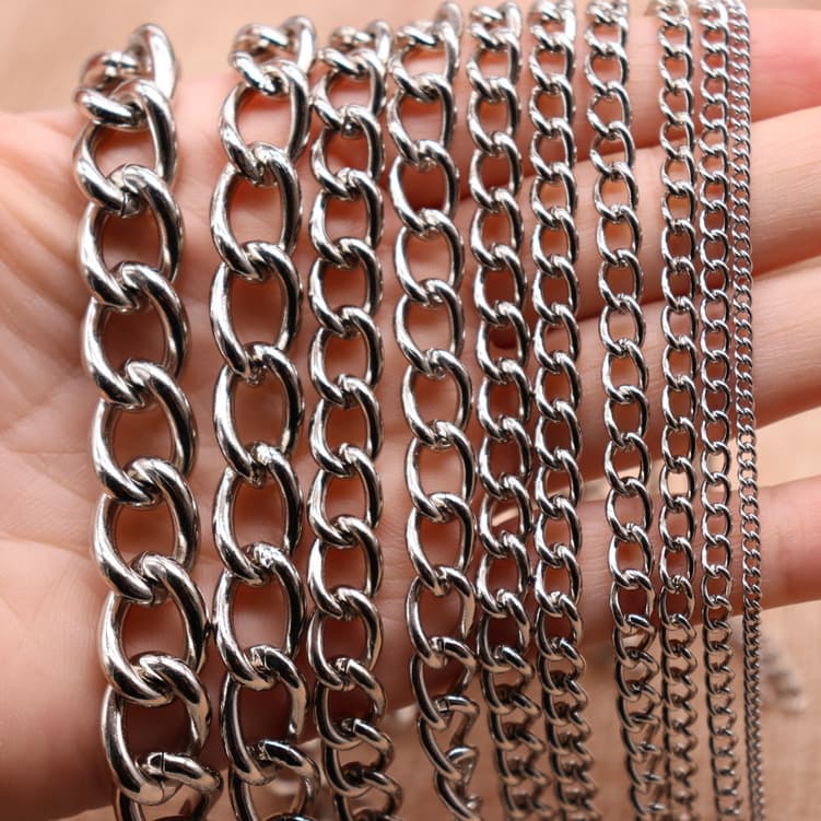 Metal Hanging Chain Stainless Steel Twisted Chain Iron Chain for Light Box, Parking Sign, Poster, Advertising Tag, Metal Suspension Chain
