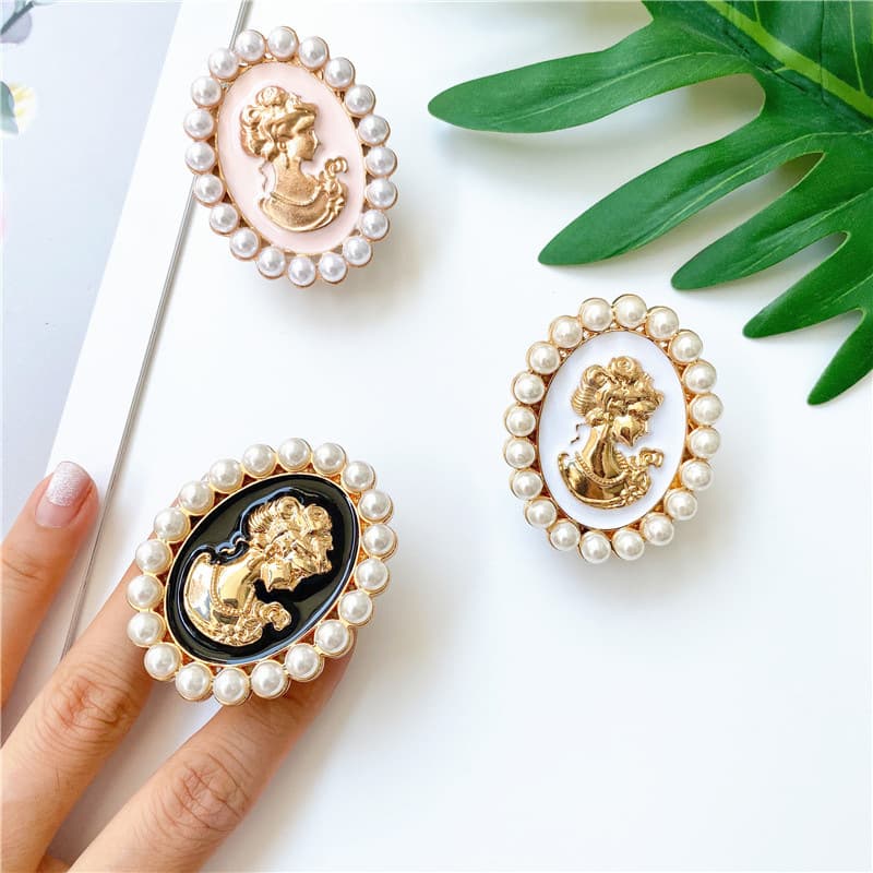 Electroplated Glossy Air Cushion Stand Pearl Foldable Lazy Desktop Adhesive Stand Creative Lady Portrait Universal for Tablet