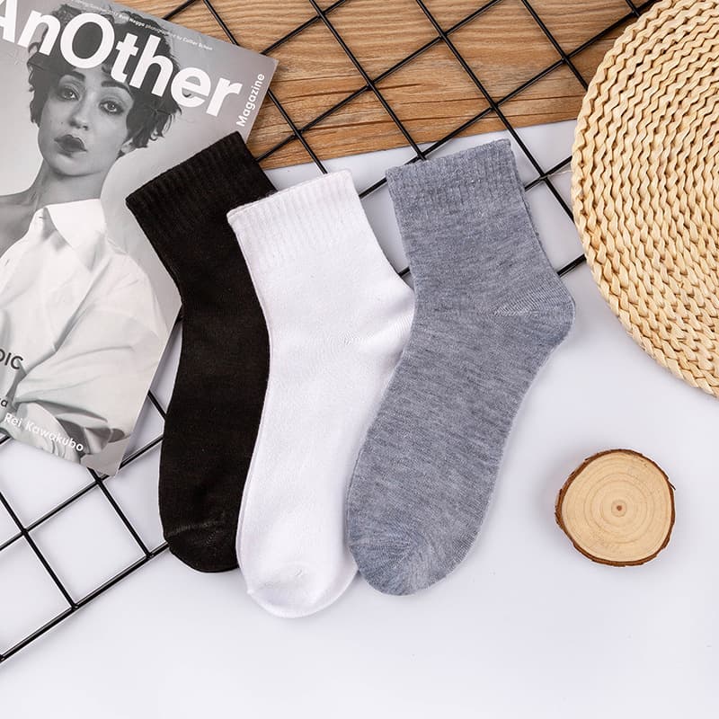 Men's Socks Solid Color Mid-Calf Sports Socks, Autumn and Winter Casual Business Versatile Street Vendor Foot Bath Socks Factory Wholesale