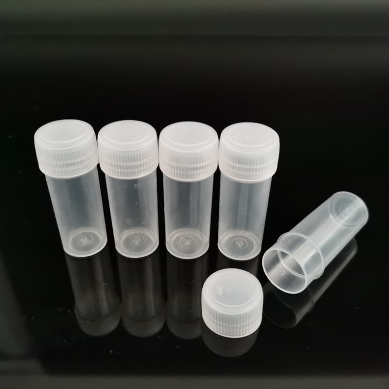 5g small buckets, 5g syringe bottles, solid plastic bottles with caps, available in stock.
