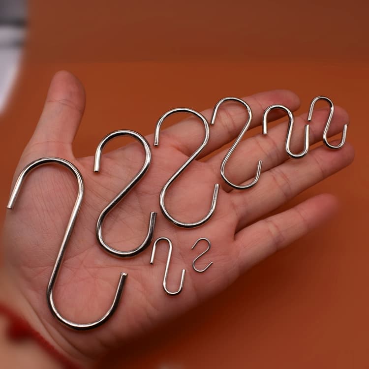Small Metal S-Hooks Hardware Furniture Hooks S-Shaped Curved Hooks Iron Material