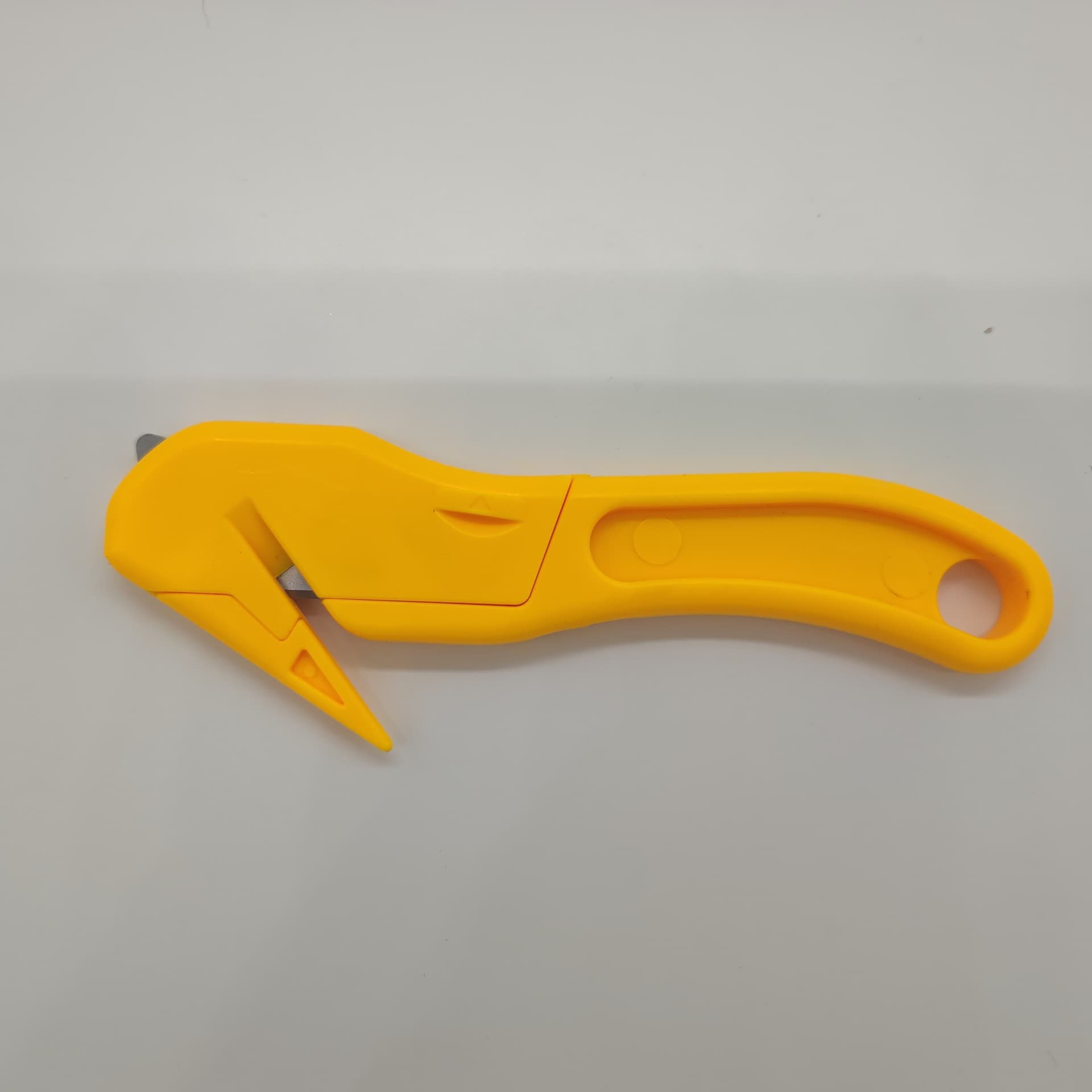 New Plastic Box Cutter Safety Knife with Cutting Blade