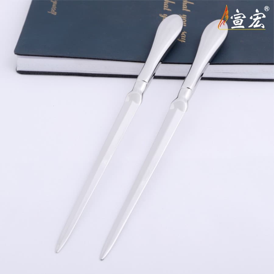 Metal paper cutter, letter opener, retro letter opener, Xuan paper cutter, stationery, craft knife, letter opener.