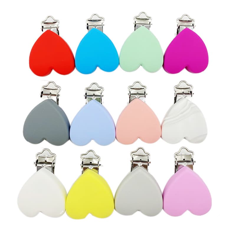 Factory Direct Silicone Pacifier Clip Heart Shape Soothing Chew Teether Baby Molar Teether Anti-Drop Pacifier Chain Accessories