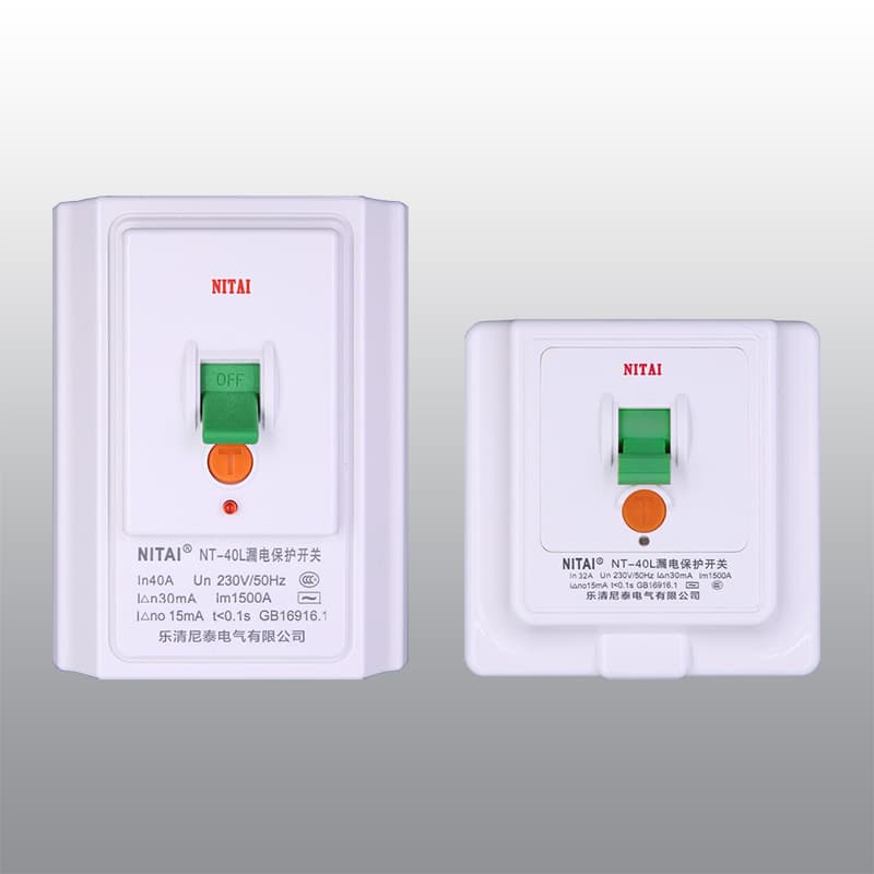 Dedicated 86-Type Leakage Protection 2P/3P 32A/40A Circuit Breaker Air Switch for Cabinet Air Conditioners and Electric Water Heaters