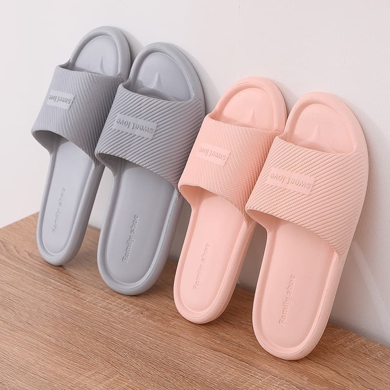 Lightweight Breathable Indoor Home Slippers for Women Anti-Slip Comfortable Foam Bottom Couples Slip-On Sandals