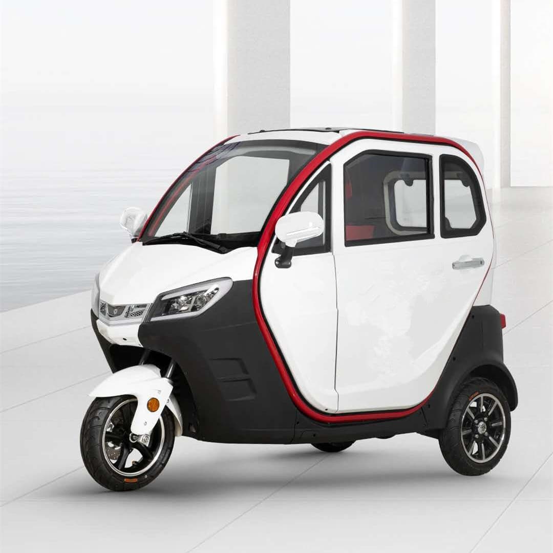 Senior Electric Tricycle New Energy Electric Vehicle Fully Enclosed CE Certified Battery Car