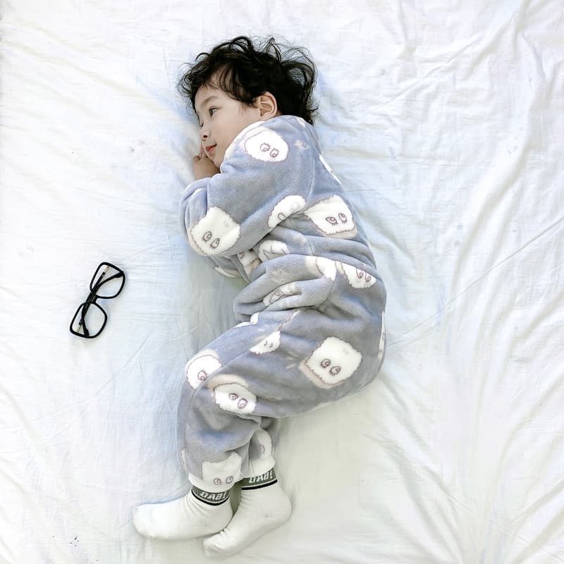 Children's One-Piece Pajamas, Autumn and Winter Rompers, Double-Layer Flannel Home Clothes, Baby Sleeping Bags, Kids' Clothing, Cartoon Print