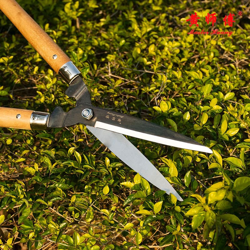 Retractable Green Lawn Mower Shrub Trimmer Garden Art Pruning Tool Landscape Management Grooming Scissors Eco-friendly Design