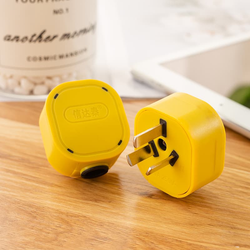 New Thickened Three-Pole Plug Integrated Pure Copper Sheet Rubber-Coated Unbreakable 10A Power Three-Pin Plug High Temperature Resistant