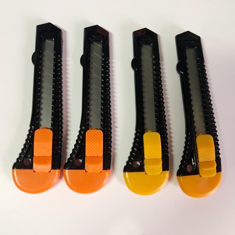 Wholesale Utility Knives for Office and Wallpaper Cutting, Large Hand-push Express Unboxing Knife, Rubber-coated Heavy-duty Utility Knife