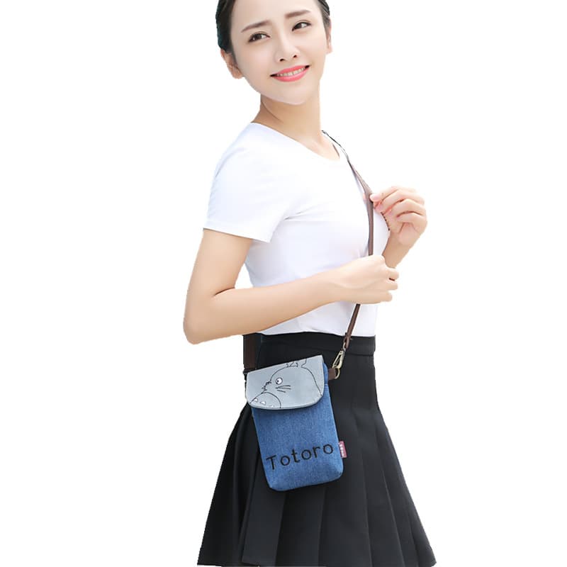 Canvas crossbody bag, creative cartoon style, can be carried by hand or worn as a crossbody bag, large screen mobile phone bag.