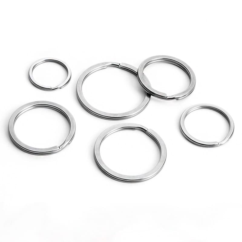 Stainless steel key rings for immediate sale, wholesale, large, medium, and small sizes. Key rings for sale from the factory.