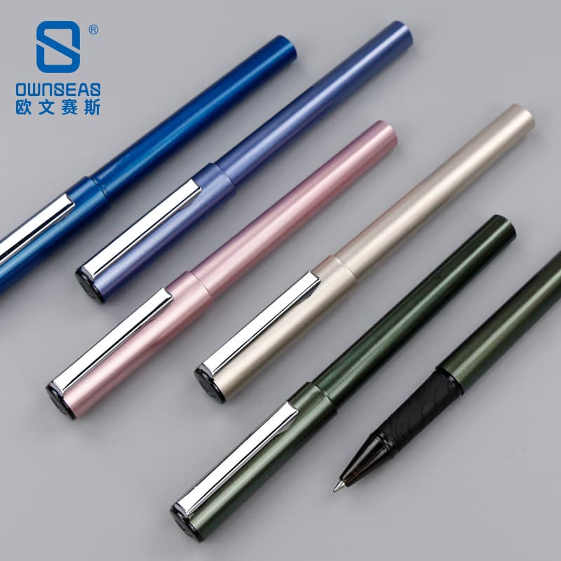 Factory stock metal clip pen with engraving, simple soft rubber grip, pull-cap gel pen, customizable with logo