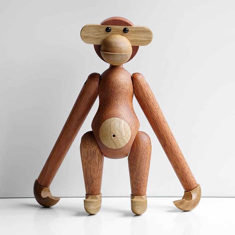Creative Home Decor Wooden Crafts Solid Wood Monkey Ornaments Gifts Low-end Wood Material