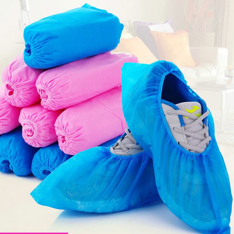 Manufacturer supplies large quantities of high-quality disposable non-woven shoe covers.