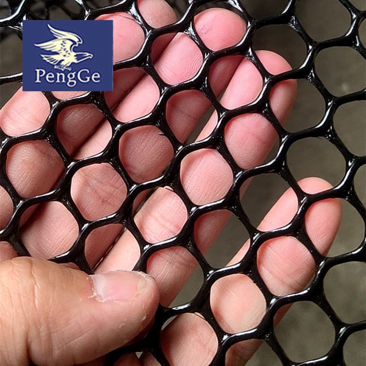 Custom-made breeding nets, manure leakage net mats, cat cages, rabbit cages, protective netting, plastic brooding net beds for chickens, ducks, and geese
