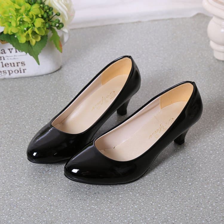 Women's Four-Season High-Heel Shoes Mid-Low Heel Fashion Pointed Toe Shoes 5CM Chunky Heel Casual Leather Shoes Low Heel Work Performance Shoes