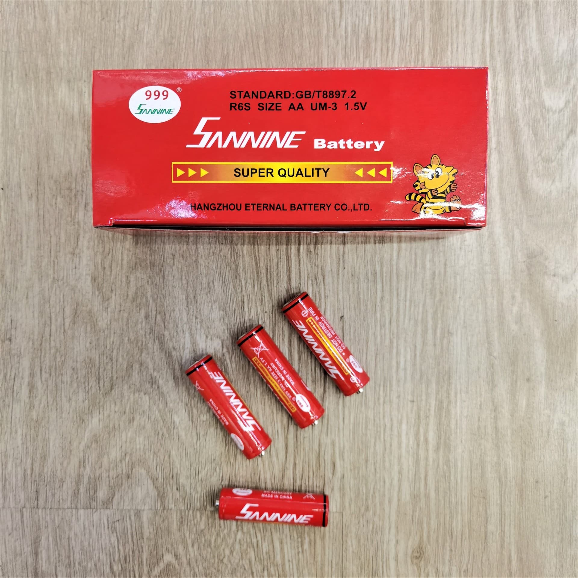 AA AAA Dry Batteries Wholesale and Retail Factory Direct Sales